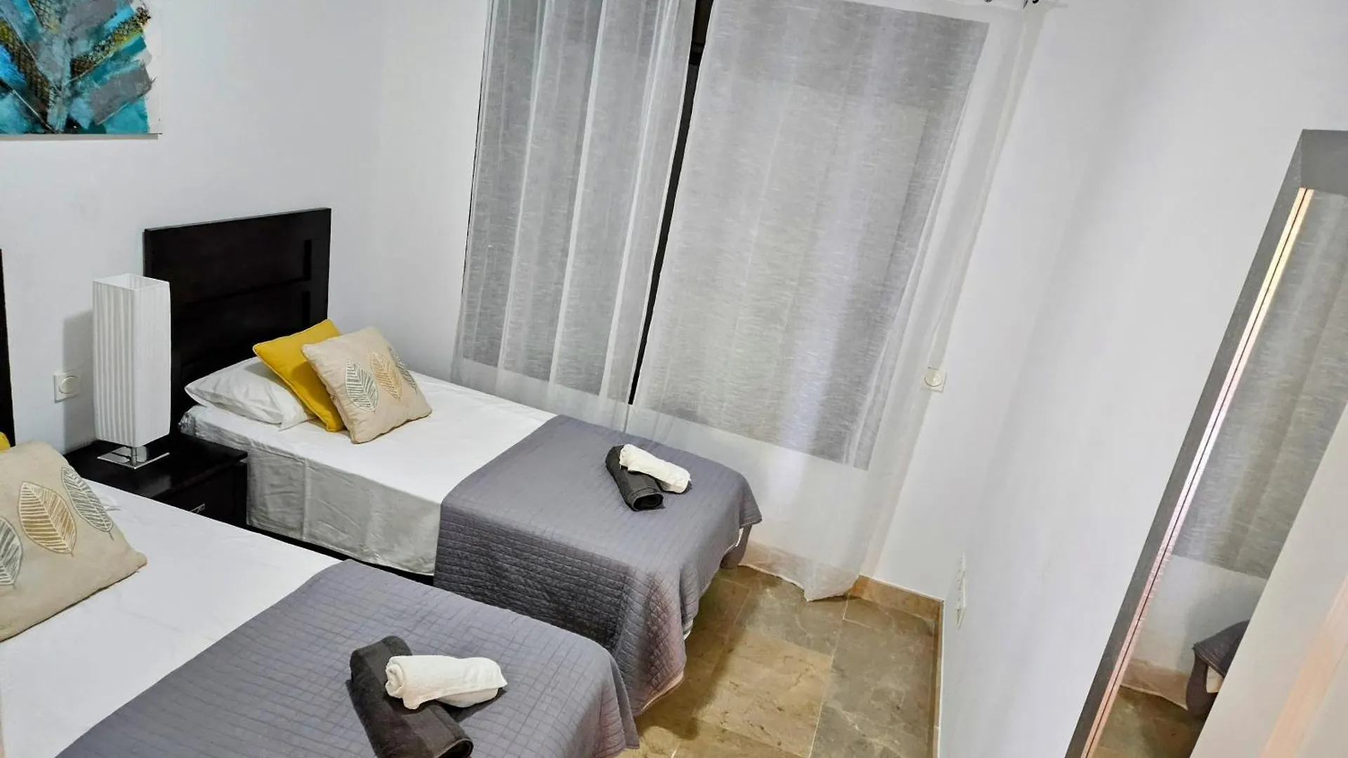 Ground Floor 2 Bed Apartment La Duquesa With 5 Pools And Large Terrace مانيلفا