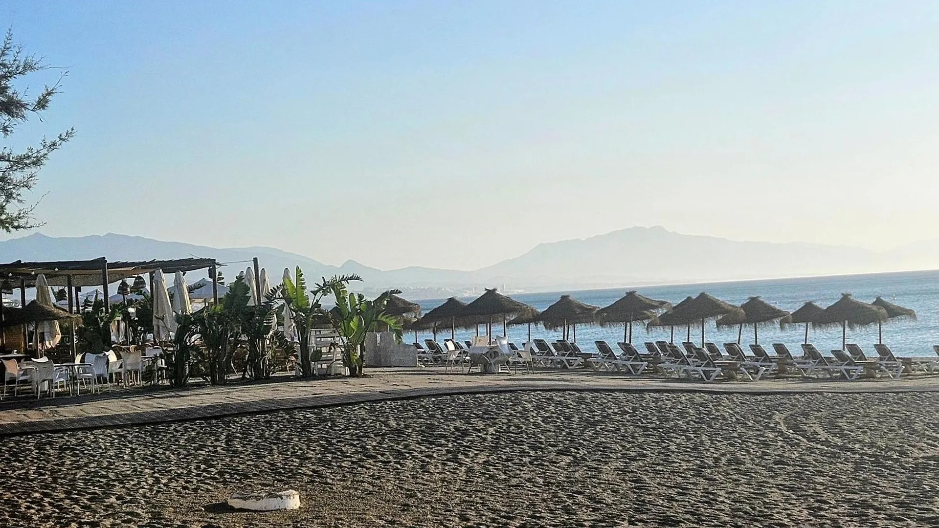 Ground Floor 2 Bed Apartment La Duquesa With 5 Pools And Large Terrace مانيلفا